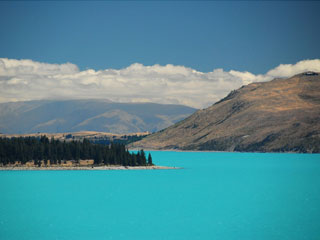 Голубое озеро в Новой Зеландии